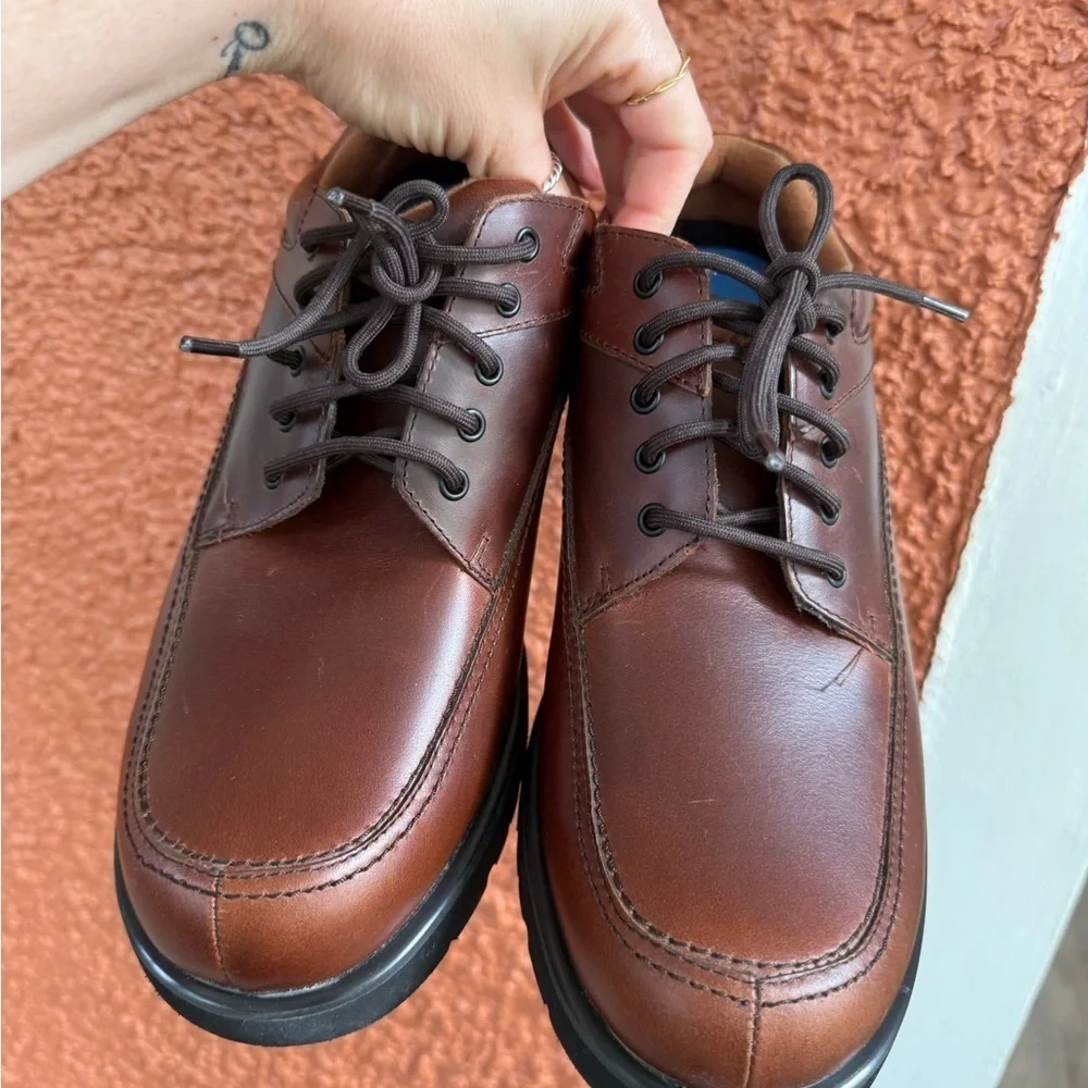 Men’s Instride Leather Dress Shoes Size 10.5 EUC Lace Up  Thick Sole
